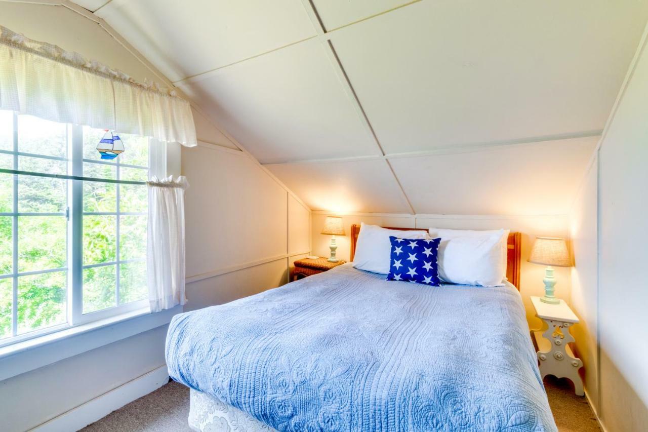 Happy Camp Beachfront Cabin Netarts Екстер'єр фото