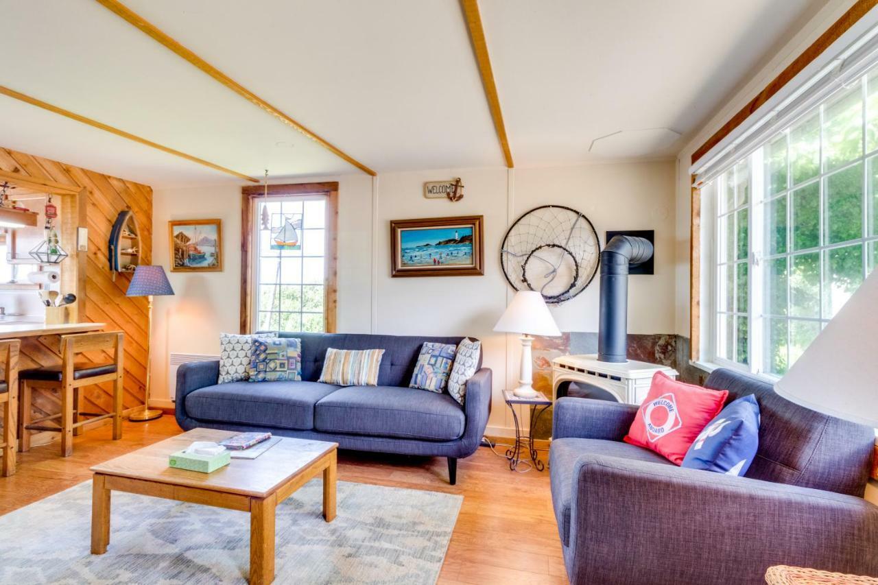 Happy Camp Beachfront Cabin Netarts Екстер'єр фото