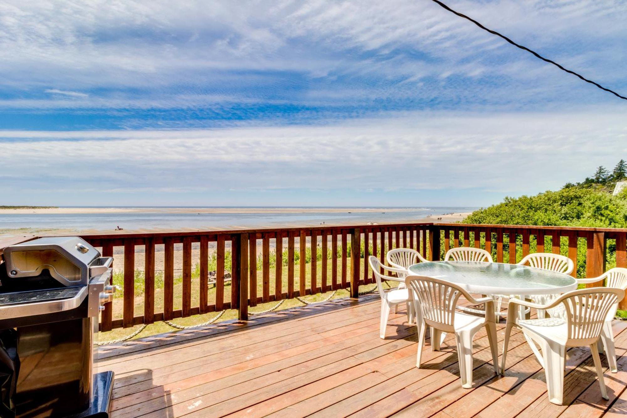 Happy Camp Beachfront Cabin Netarts Екстер'єр фото